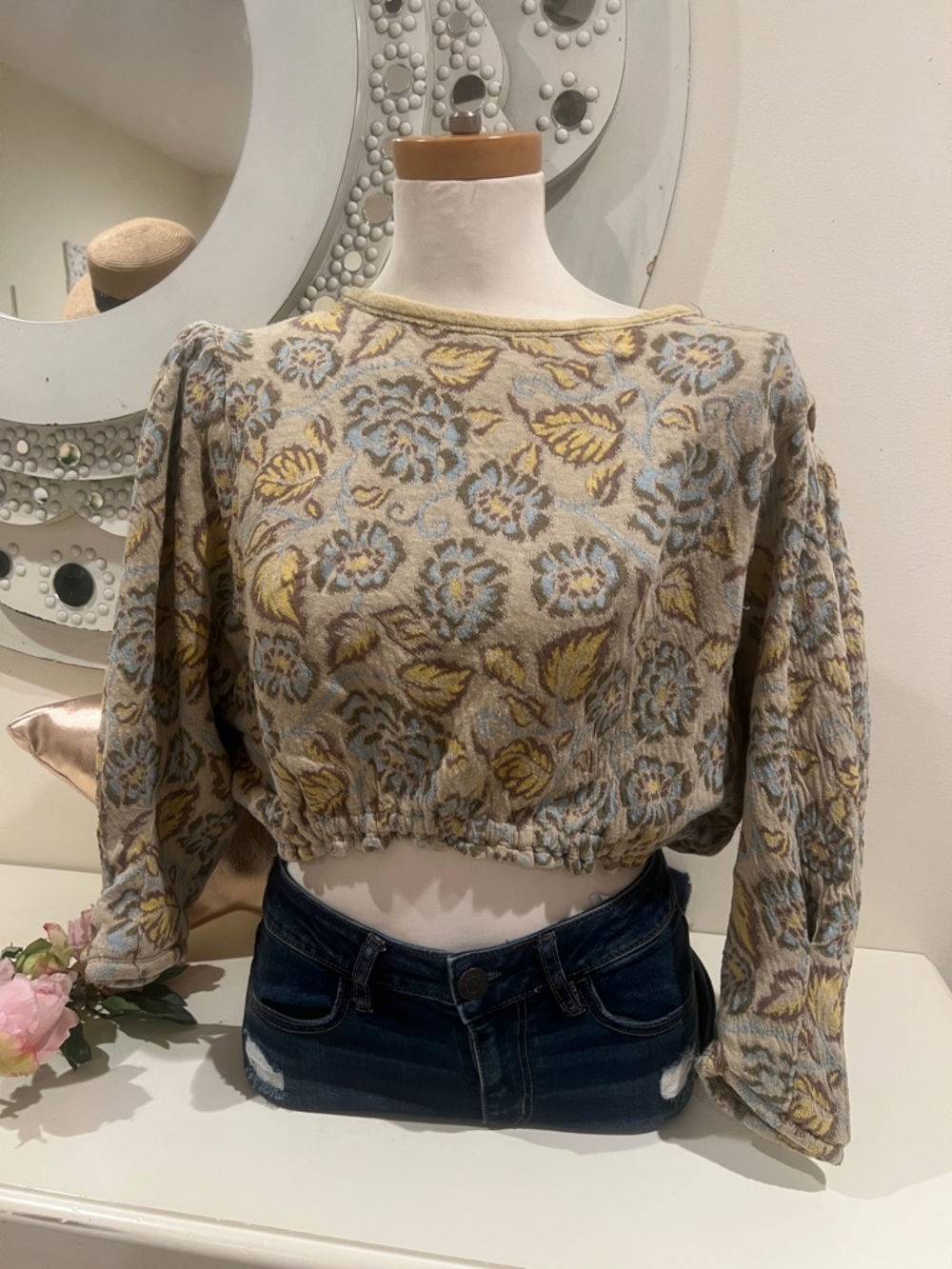 Free People Top🍓🍓 Cropped
